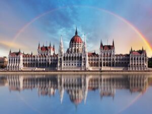 Tagesausflug nach Bratislava und Budapest mit Guide